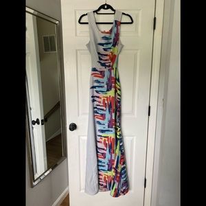 BCBG Maxazria Open Back Colorful Gown Size 2